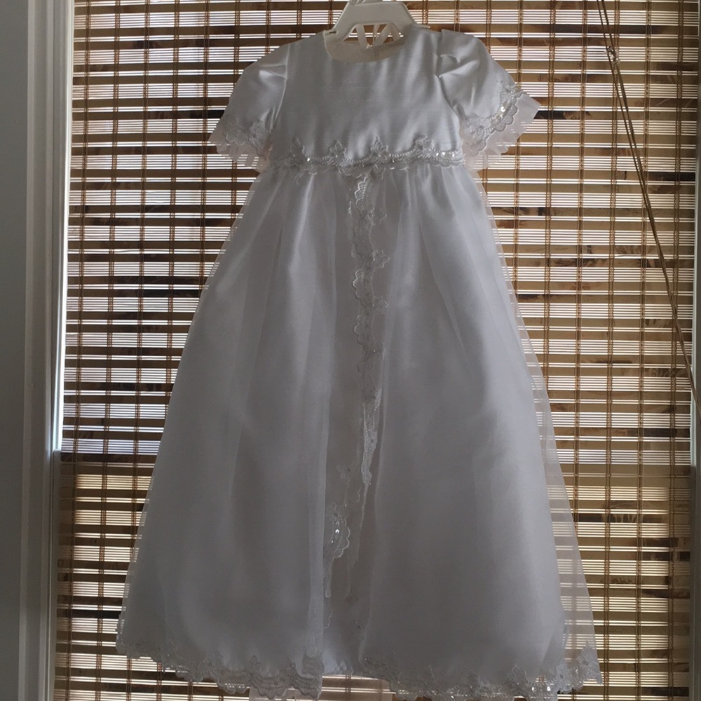 Elegant Baptism/Christening Gown w/ Bonnet